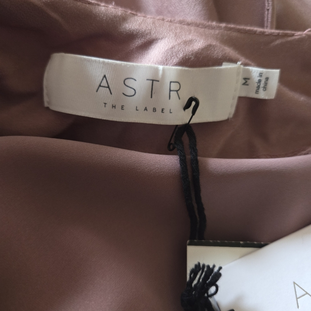 Astr Pink Sheath Maxi Dress with Halter Neckline - Picture 9 of 12